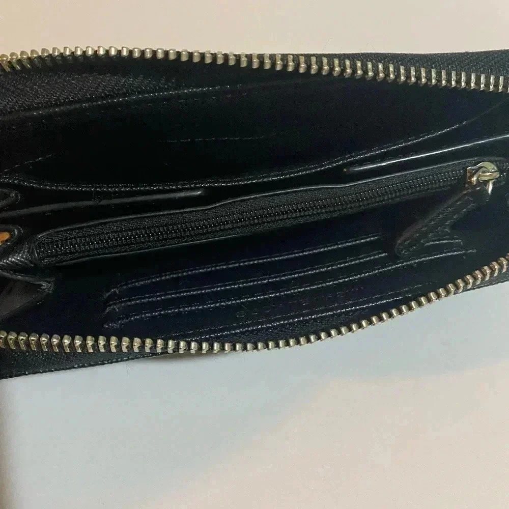 Michael Kors MK signature print canvas wristlet - Picture 6 of 12